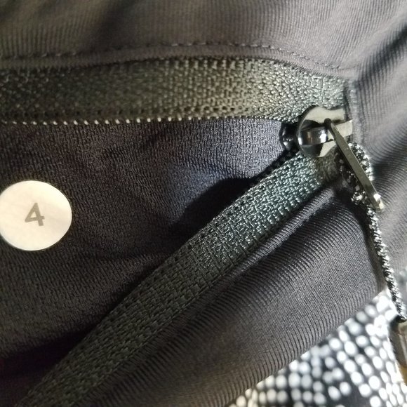 Lululemon Speed Short Dottie Tribe Black White 4 - Picture 6 of 8